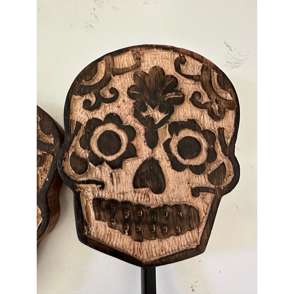 Halloween Skull Rustic Wood Hook Hangers - Picture 8 of 13